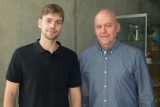 David Špunar, spoluzakladatel aplikace FaceUp, a Milan Kotík, ředitel organizace Aisis