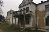 Obec Osice předala Královéhradeckému kraji klíče od Škroupova domu