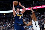 Basketbalista Denveru Nuggets Nikola Jokić zářil v zápase NBA proti Brooklynu Nets