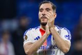 Rayan Cherki už dres Lyonu neobléká. Francouzský klub ho prodal do Premier League. Ani to ale finanční problémy nevyřešilo.