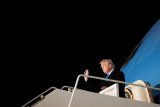 Americký prezident Donald Trump po příletu do Itálie na pohřeb papeže Františka