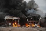 Ruský dronový útok v noci z pondělka na úterý zničil největší charkovskou tržnici Barabašovo