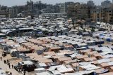 Palestinci vysídlení izraelskou vojenskou ofenzívou se ubytovali ve stanech