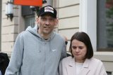 Běloruský opoziční aktivista, bloger a prezidentský kandidát Sjarhej Cichanouski strávil pět let ve vězení
