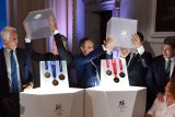 Během olympijských her bude rozděleno 245 sad medailí, při paralympiádě sportovci obdrží 137 sad, celkem tedy 1146 cenných kovů