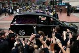 Smuteční průvod Ozzyho Osbourna projíždí jeho rodným městem Birmingham