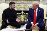 Americký prezident Donald Trump vystoupil na tiskové konferenci v Oválné pracovně se svým ukrajinským protějškem Volodymyrem Zelenským