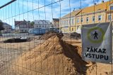 Krupka na Teplicku: Oprava Mariánského náměstí se protahuje