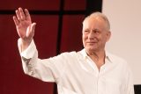 Herec Stellan Skarsgard během debaty na festivalu v Karlových Varech