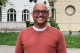 Rajendra Chitnis, bohemista indického původu pedagog na oxfordské univerzitě