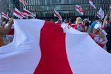 Pochod za svobodu vyrazil z Náměsti Piłsudského ve Varšavě