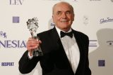 Vladimír Smutný s Českým lvem za rok 2019