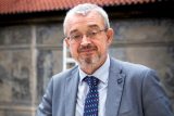 Marek Benda s odznáčkem koalice Spolu