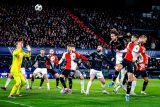 Fotbalisté Sparty čtyřikrát inkasovali na stadionu Feyenoordu a vzdálil se jim postup v Lize mistrů