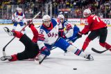 Američan Tage Thompson rozhodl vyrovnané finále mistrovství světa. V 63. minutě vstřelil jediný gól finálové bitvy proti Švýcarsku
