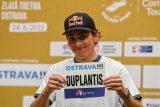 Armand Duplantis na Zlaté tretře 2025
