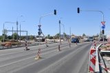 Nejrušnější křižovatka Plzně u Makra se otevře s měsíčním zpožděním 27. září