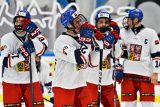Zklamání českých hokejistů po prohře s Kanadou