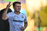 Denis Višinský slaví třetí gól do sítě Mladé Boleslavi