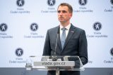 Ministr průmyslu a obchodu Lukáš Vlček (STAN) na tiskové konferenci k podepsání smlouvy o dostavbě jaderné elektrárny Dukovany