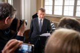 Andrej Babiš přichází k Vrchnímu soudu v Praze v kauze Čapí hnízdo
