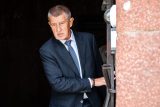 Andrej Babiš odchází z Vrchního soudu v Praze, který se zabývá kauzou Čapí hnízdo