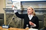 Ministryně obrany Jana Černochová (ODS) na jednání vlády