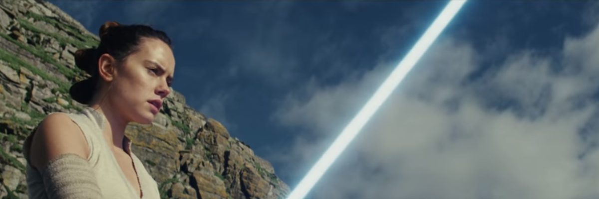 Rey (Daisy Ridleyová) v novém traileru k filmu Star Wars: The Last Jedi