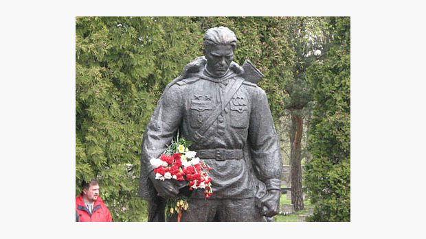 Památník sovětských vojáků v Tallinnu