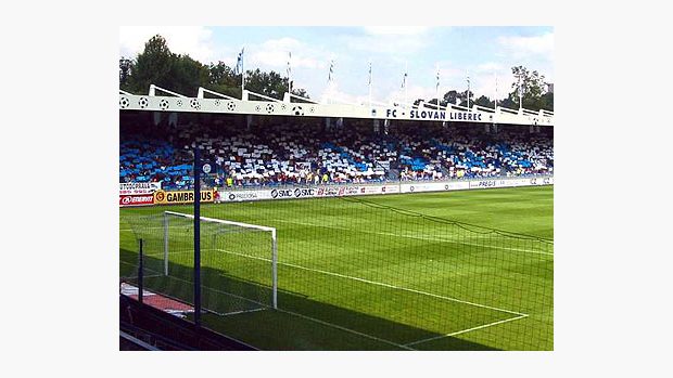 Fotbalový stadion u Nisy