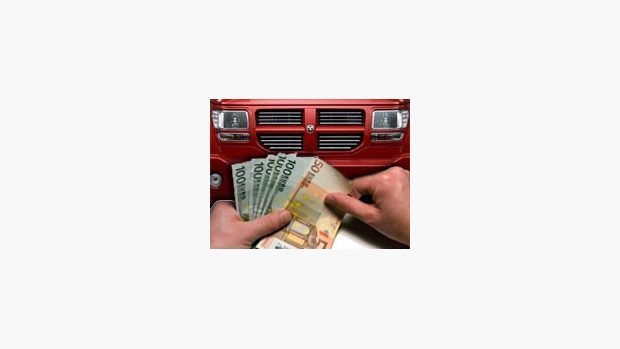 Poplatky za auto