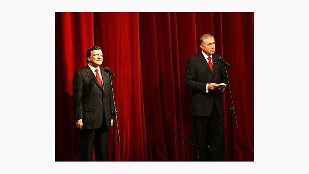 Předseda Evropské komise José Barroso a premiér Mirek Topolánek