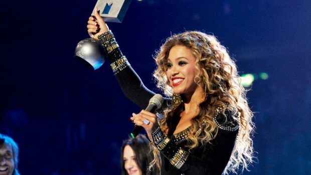 Beyoncé při přebírání ceny za nejlepší videoklip