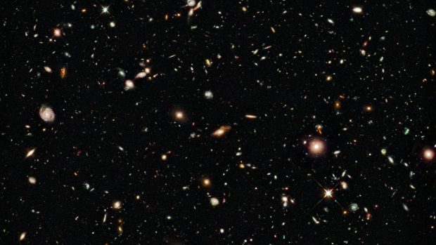 Fotografie nejvzdálenějších galaxií ve vesmíru pořízena Hubbleovým dalekohledem v srpnu letošního roku