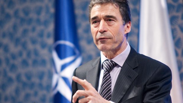 Anders Fogh Rasmussen na tiskové konferenci.