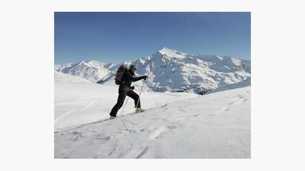 Skialpinista na svazích Dolomit