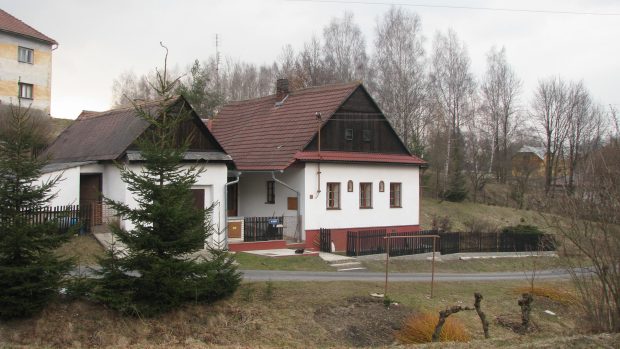Chalupa U lávky - těch bylo v Lavičném až patnáct