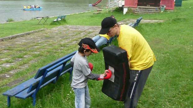 Zápasníci si mohli vyzkoušet i bojové sporty