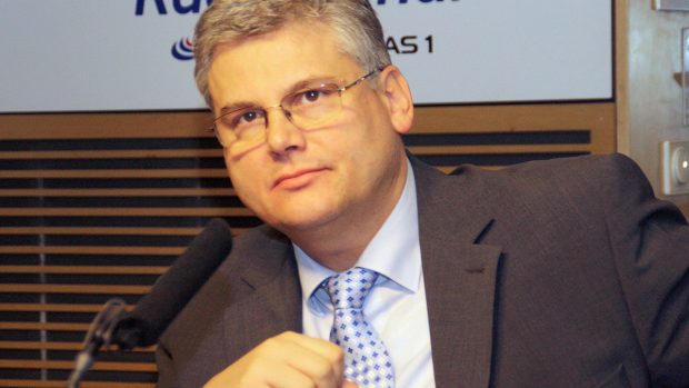 Ředitel  Fakultní nemocnice v Motole Miloslav Ludvík se nedomnívá, že odejde avizovaný počet lékařů, tedy až 4 tisíce
