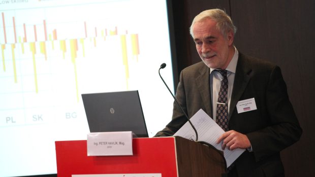 První ekonomická konference Rádia Česko