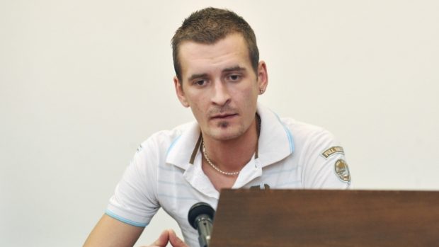 Ondřej Riedl dostal 3,5 roku vězení za okradení rodiny v době záplav.
