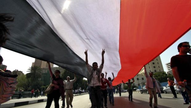 Egypt. Protestující žádají tvrdé potrestání členů Mubarakovy administrativy