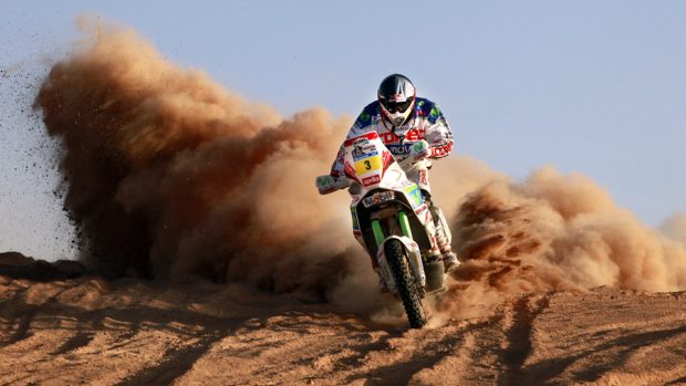 Francisco Lopez Contardo (Chile) jede posedmé závod třetí jihoamerické série Rallye Dakar 2011, etapa z Aricy do Antofagasty, 9. ledna (FLC tuto 7. etapu vyhrál) - autor: Reuters/Eric Gaillard