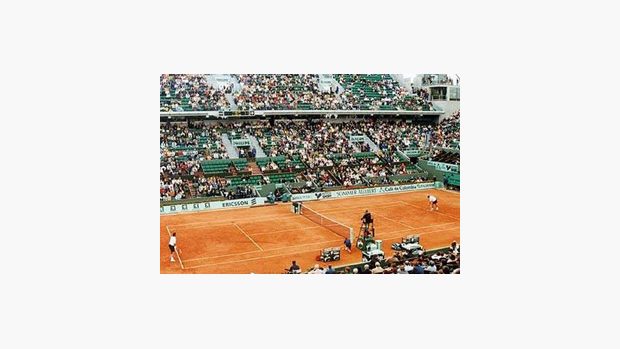 Tenisové kurty na stadionu Rolanda Garrose, French Open