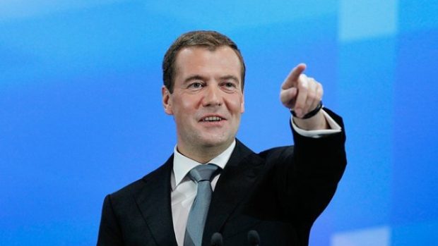 Dmitrij Medveděv na tiskové konferenci sršel energií a dobrou náladou