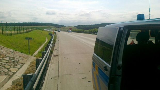 Policejní akce na dálnici D11