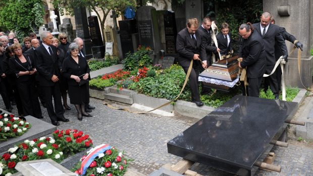 Zádušní mše za Josefa Suka na Vyšehradě