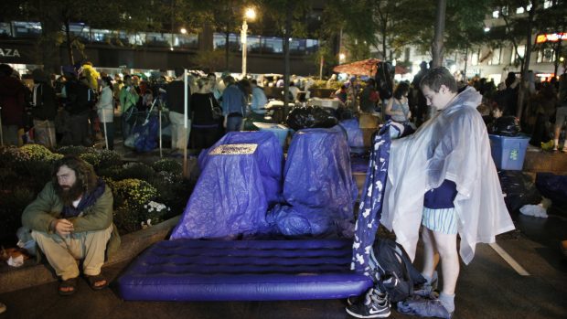 Demostranti se chystají v Zucotti Park i přenocovat
