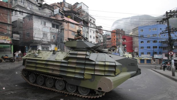 Brazilská policie obsadila největší slum v Riu de Janeiro