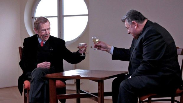 Václav Havel a Dominik Duka: společný výslech